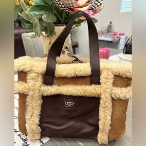 Ugg tote